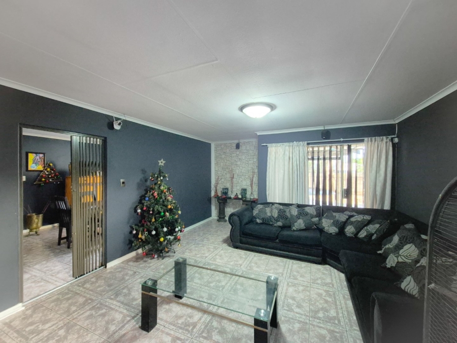 4 Bedroom Property for Sale in Sasolburg Ext 10 Free State